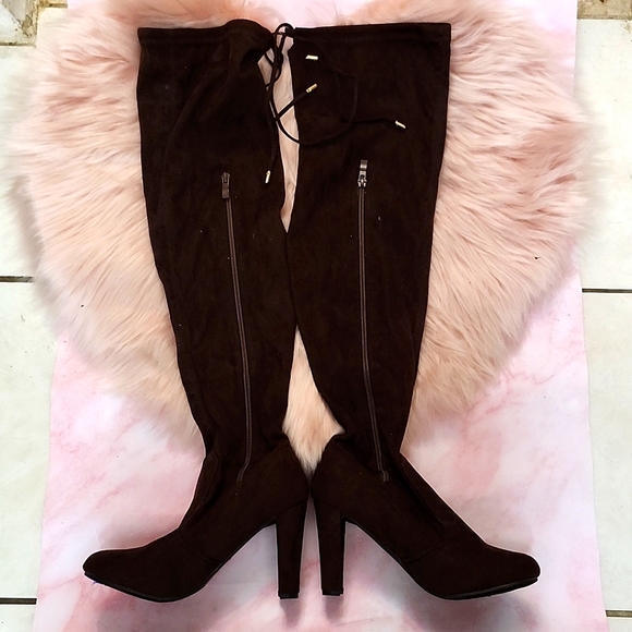 Brand New FASHION FAUX SUEDE Thigh-Hi Boots-7.5 - Picture 1 of 5